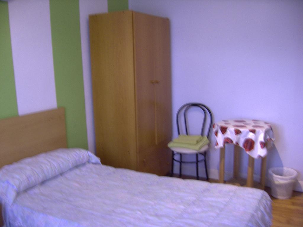 Pension Gema Ирун Стая снимка